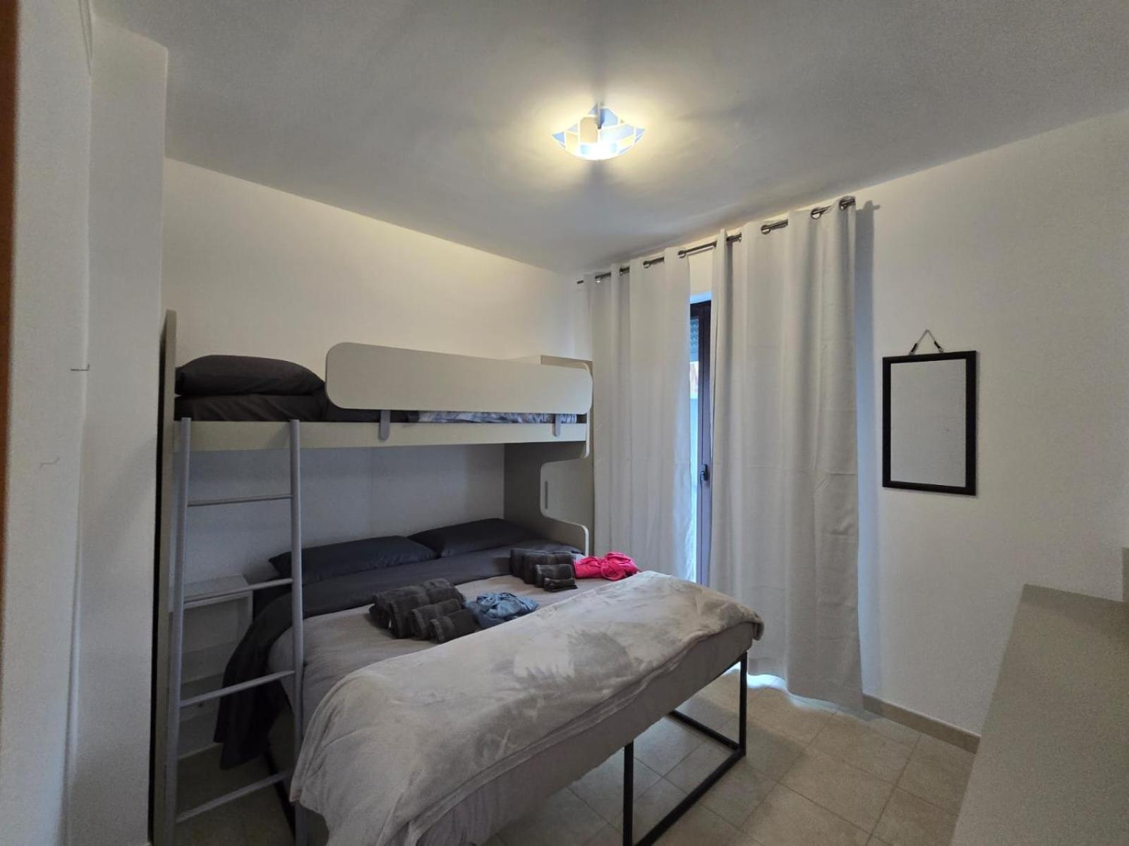 Selida Aquamarine House Apartment Vasto